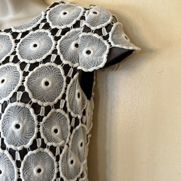 Suzi Chin for Maggie Boutique cream lace over brown long dress size 2P - Picture 5 of 11